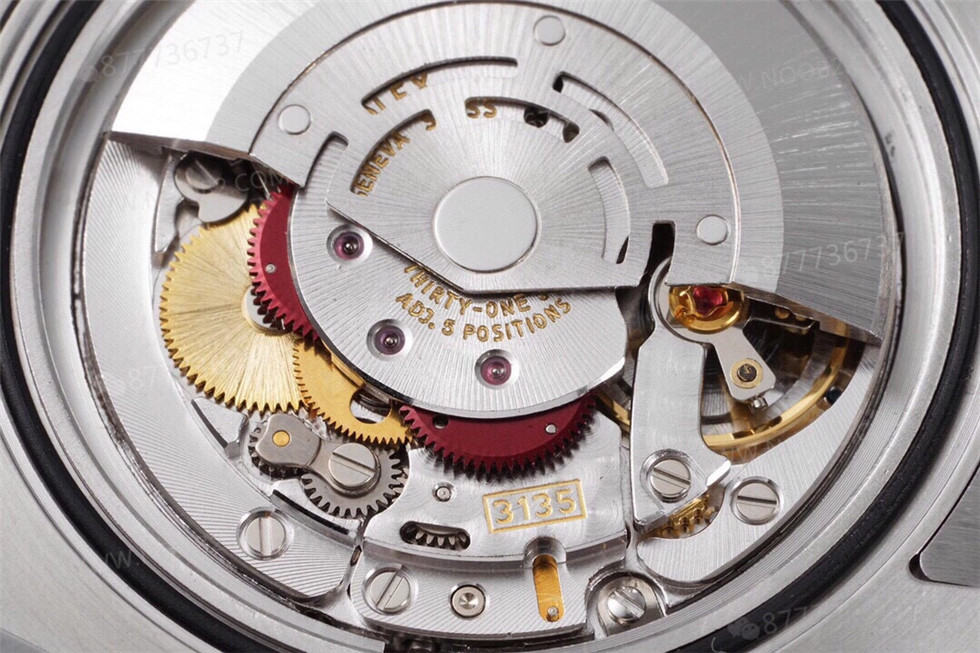 ZF Factory Rolex Yeşil Su Hayaletinin orijinal ve piyasadaki versiyonlarla karşılaştırması — 33. fotoğraf