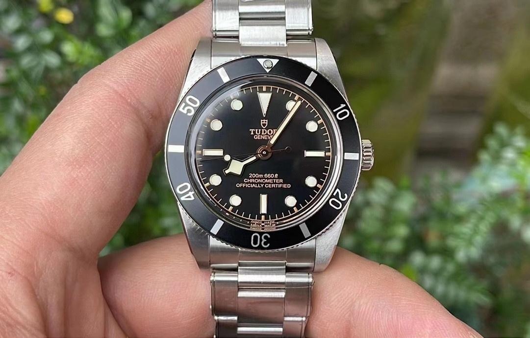 ZF Factory Tudor Black Bay 54 37 mm TUDOR 79000 işçiliği iyi mi? — 1. fotoğraf