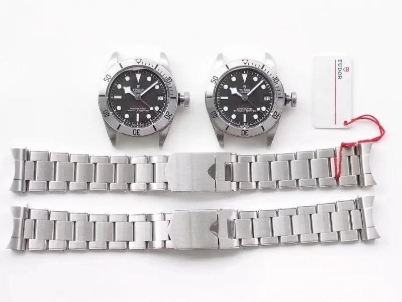 ZF Factory Tudor Black Bay 79730 Small Steel Shield 41 mm replika saat gerçekten nasıl? Orijinalle karşılaştırmalı incelemeye bakalım — 3. fotoğraf