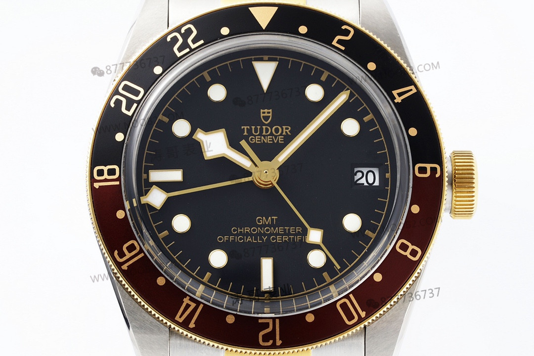 ZF Factory Tudor Black Bay GMT sasparilla bezelli M79833 ilk bakışta replika olduğu anlaşılır mı? — 2. fotoğraf