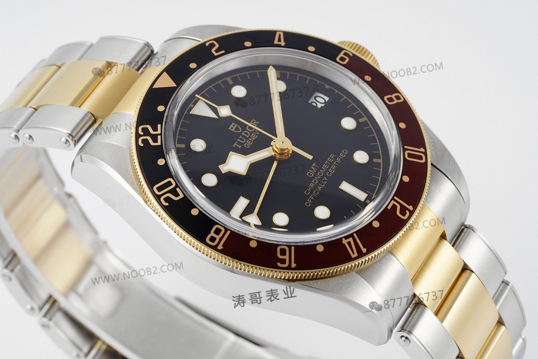 ZF Factory Tudor Black Bay GMT sasparilla bezelli M79833 ilk bakışta replika olduğu anlaşılır mı? — 6. fotoğraf