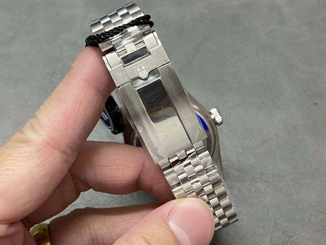ZF Factory Tudor Black Bay küçükırmızı kalkan nasıl satın alınır? — 8. fotoğraf