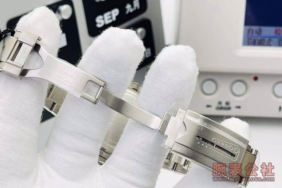 ZF Factory Tudor titanyum "Potato" replika saat nasıl-ZF Tudor 25500TN siyah titanyum Potato — 4. fotoğraf
