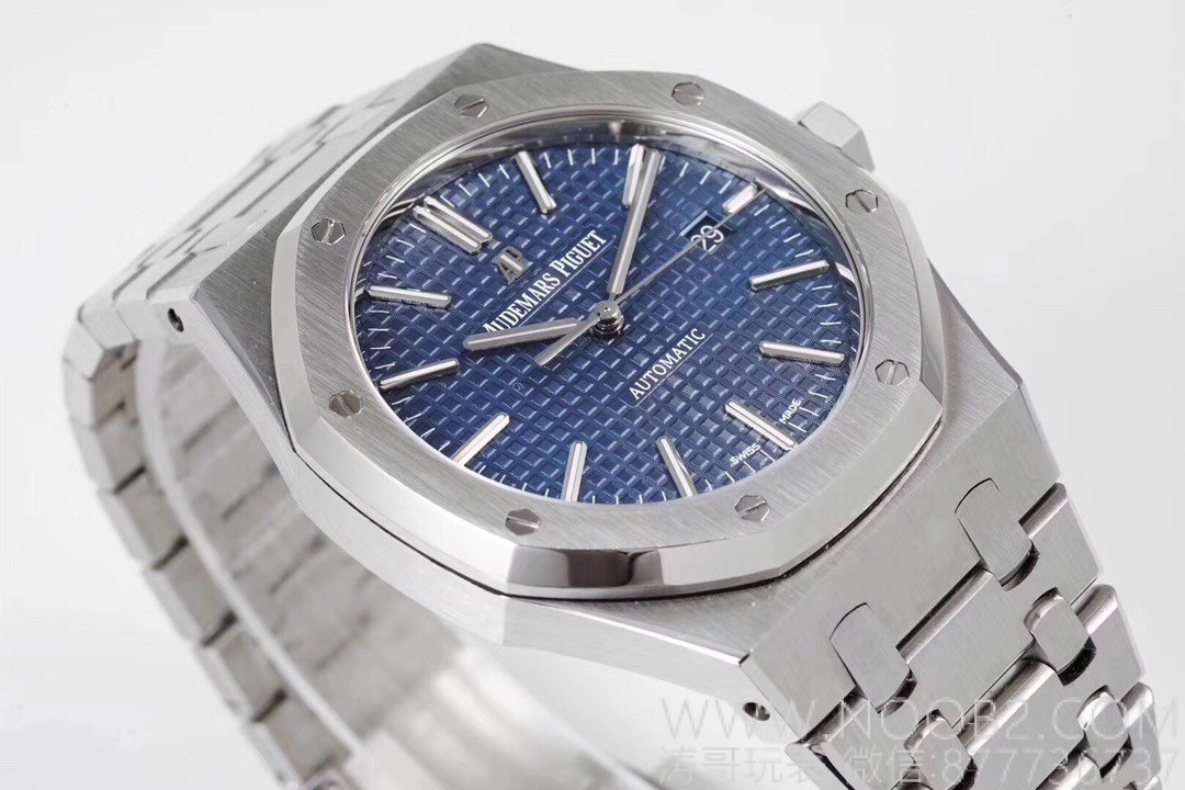 Z+f gerçekten ZF Factory mı? İşçilik detayları nasıl? JF Audemars Piguet 15400 ile karşılaştırınca hangi replika daha iyi? — 17. fotoğraf