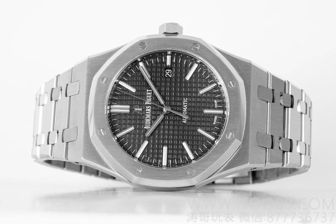 Z+f gerçekten ZF Factory mı? İşçilik detayları nasıl? JF Audemars Piguet 15400 ile karşılaştırınca hangi replika daha iyi? — 28. fotoğraf