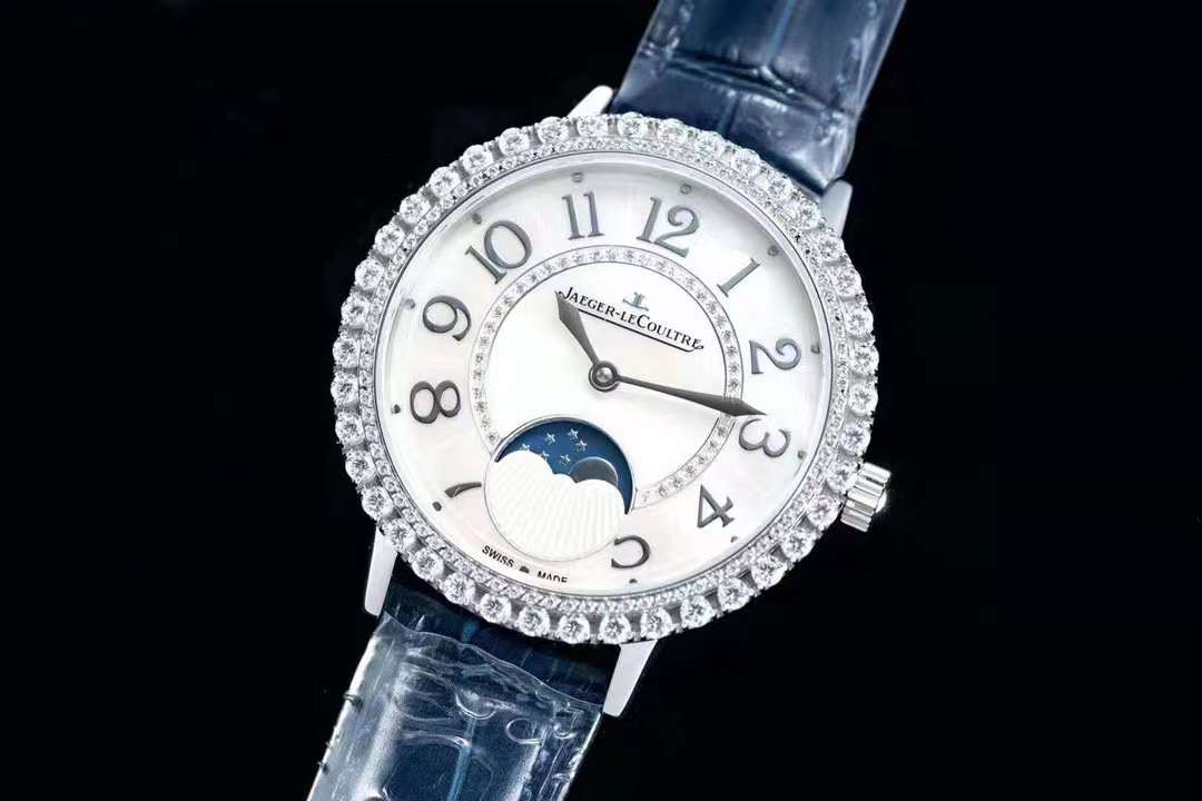 ZF Jaeger-LeCoultre Rendez-Vous serisi ay evreli mücevher kol saati Q3523570 incelemesi — 1. fotoğraf