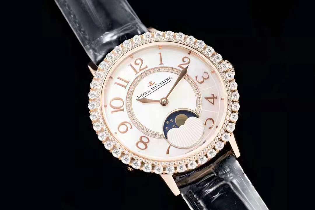 ZF Jaeger-LeCoultre Rendez-Vous serisi ay evreli mücevher kol saati Q3523570 incelemesi — 2. fotoğraf