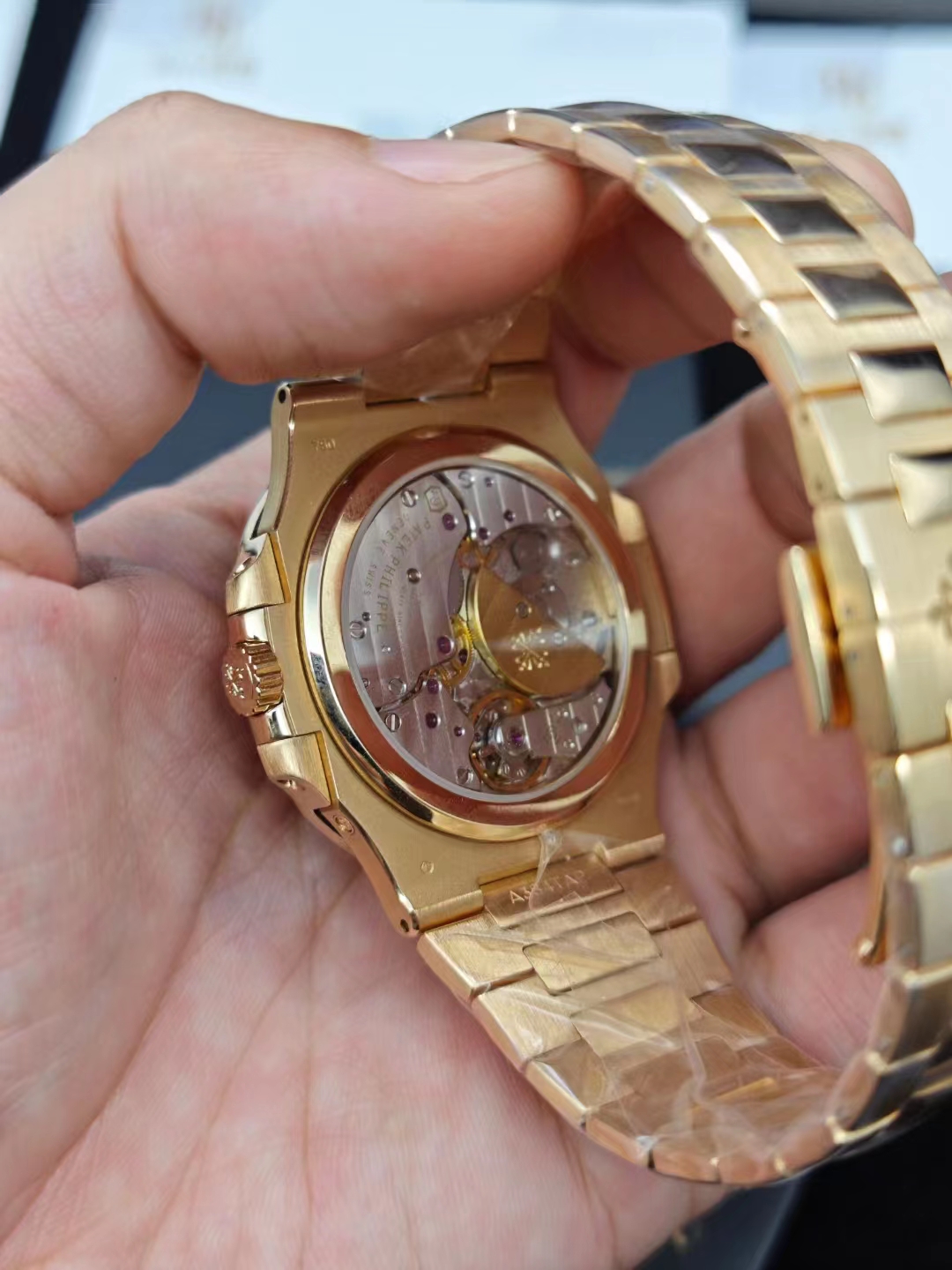 ZF V2 Replica Patek Philippe Nautilus 5712r Moon Phase — 15. fotoğraf