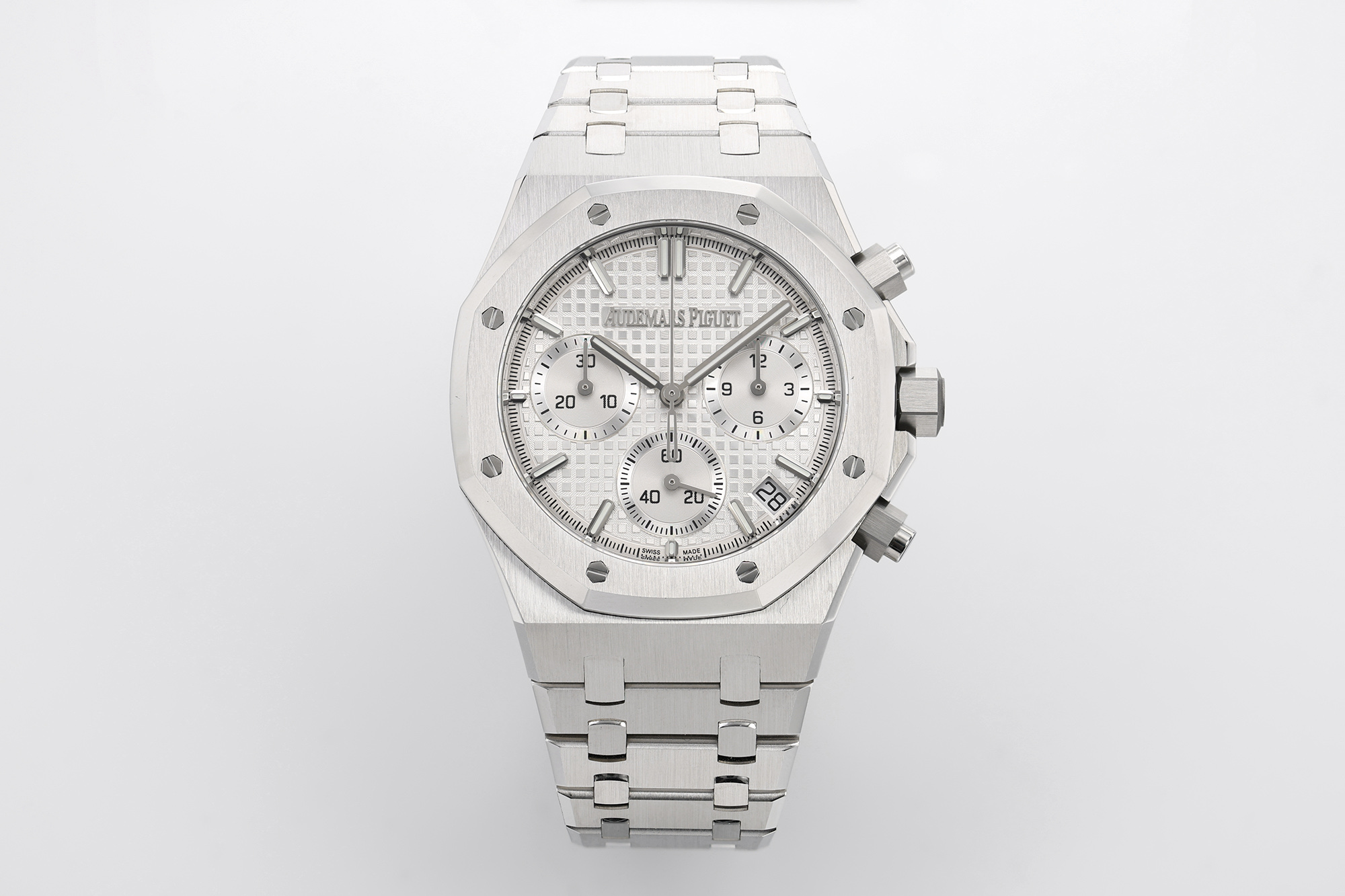 ZF Yeni Ürün | Zamanla Olgunlaşan, Keskin Hatlarında Gizli Güç — Audemars Piguet Royal Oak 26240 — 10. fotoğraf