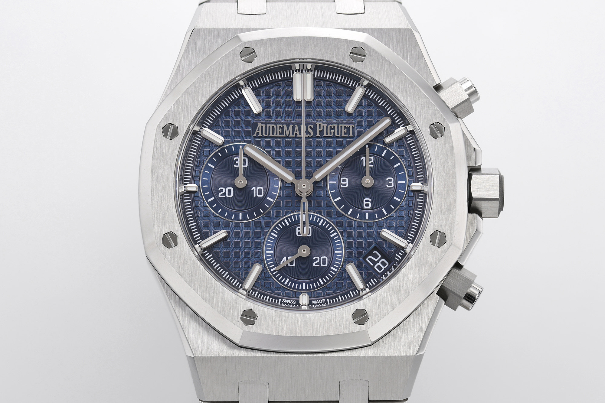 ZF Yeni Ürün | Zamanla Olgunlaşan, Keskin Hatlarında Gizli Güç — Audemars Piguet Royal Oak 26240 — 22. fotoğraf
