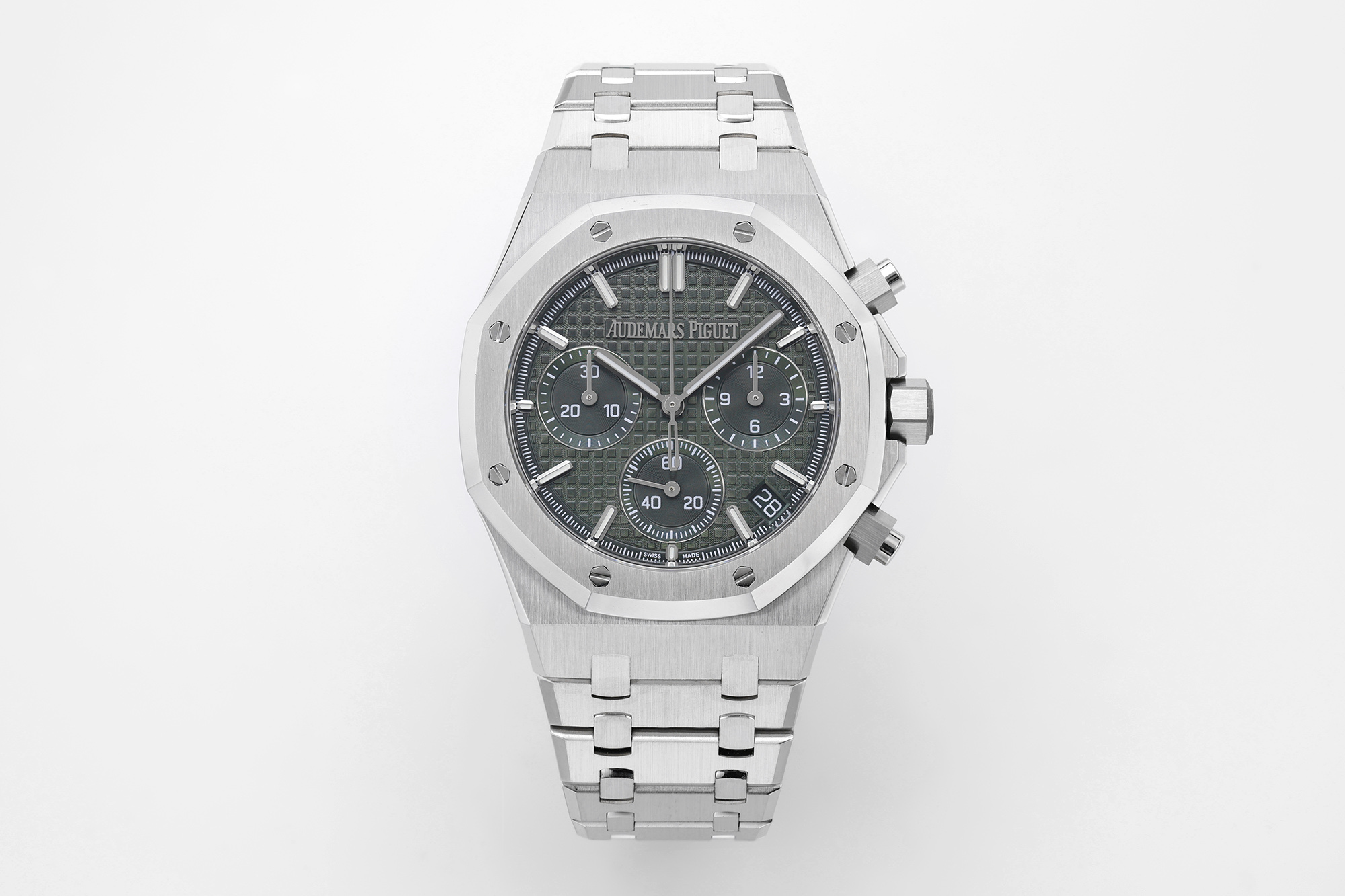 ZF Yeni Ürün | Zamanla Olgunlaşan, Keskin Hatlarında Gizli Güç — Audemars Piguet Royal Oak 26240 — 28. fotoğraf