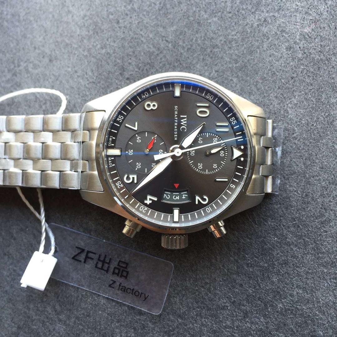 IWC IW387804 Gri Kadran