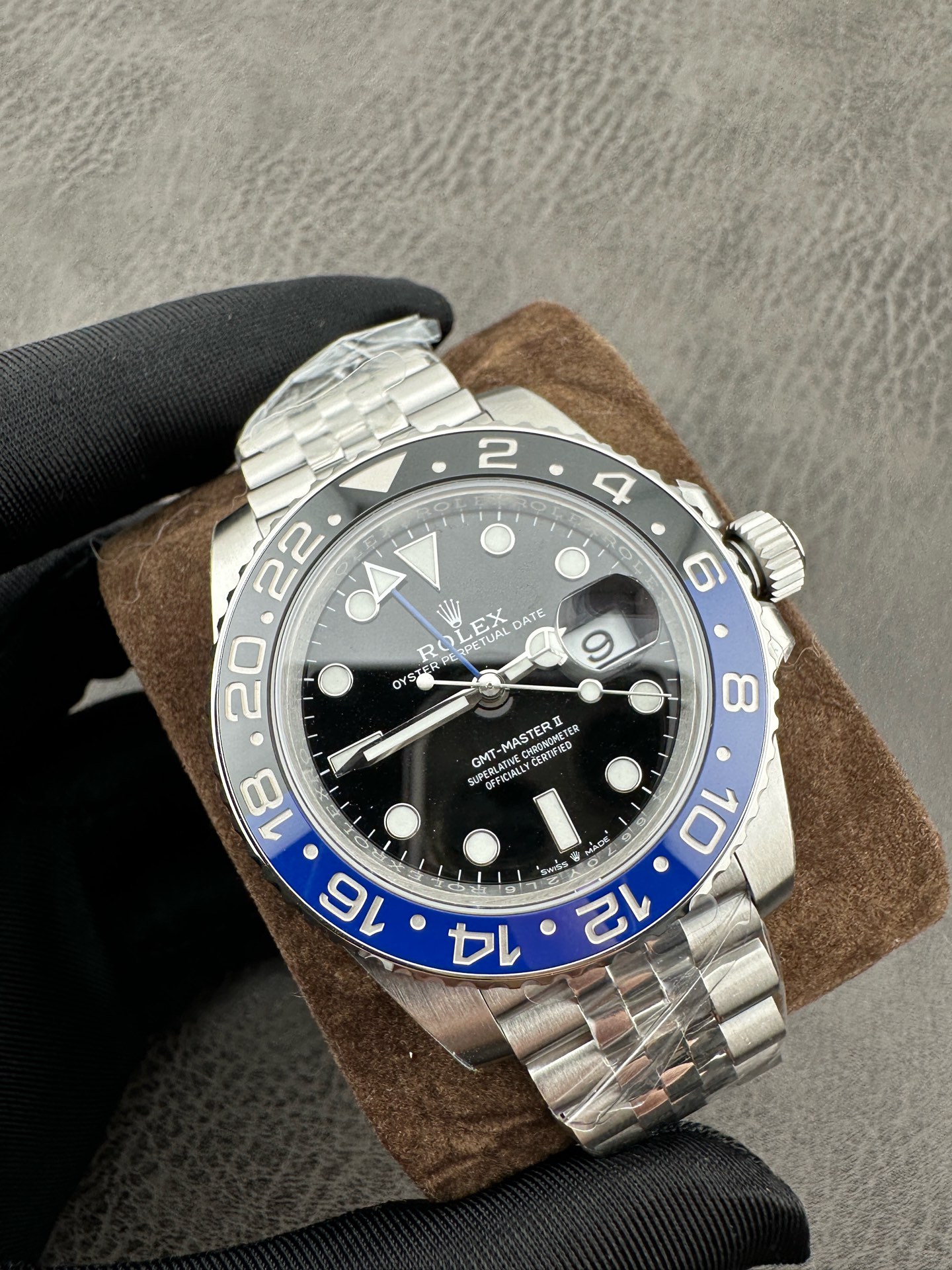 Zirvede replika! VS 2025 Rolex GMT Greenwich kola bezel görkemli şekilde geliyor — 10. fotoğraf