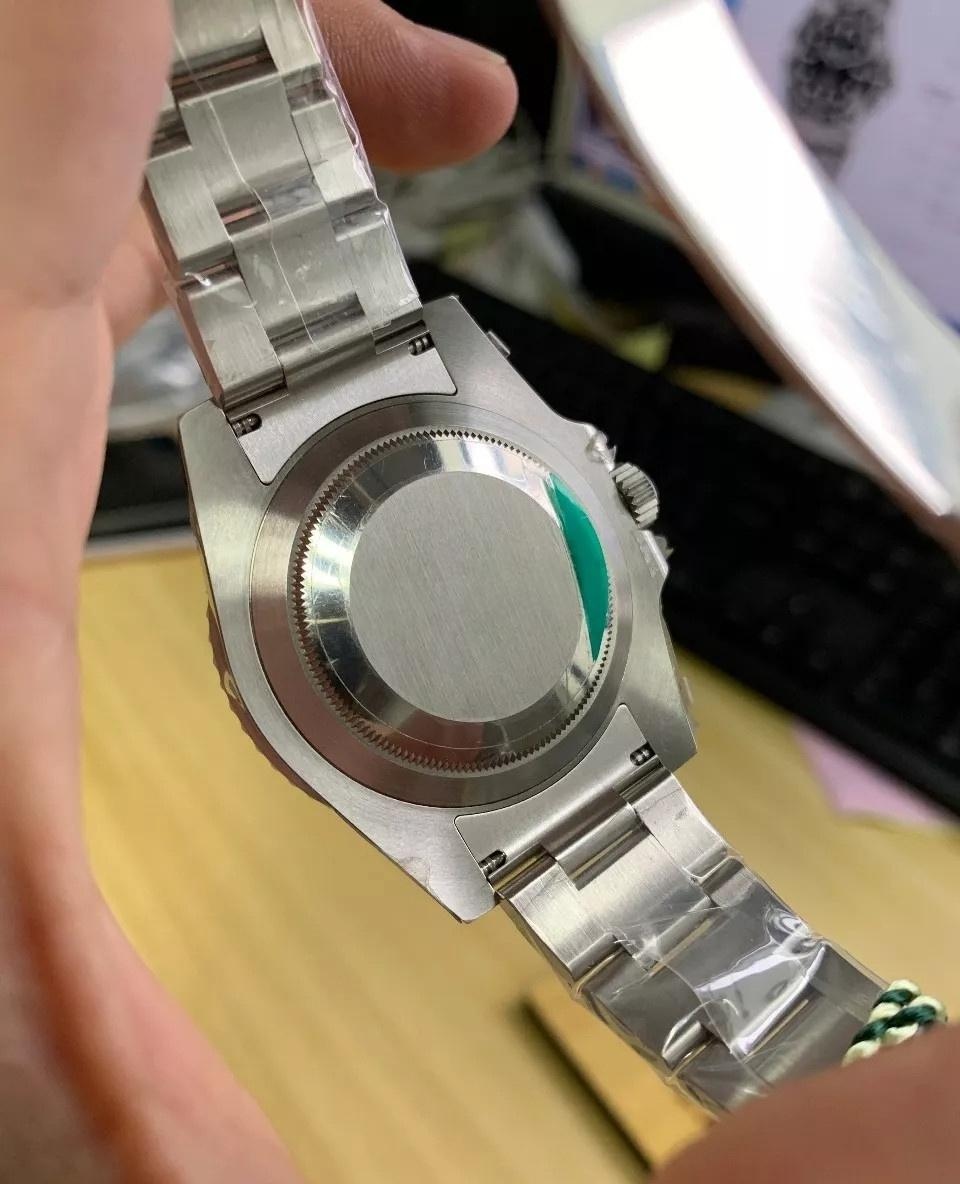ZZF Factory Rolex Tarihsiz Siyah Submariner 3130 Mekanizmalı 114060-97200 Replika ile Orijinal Karşılaştırmalı İnceleme — 21. fotoğraf