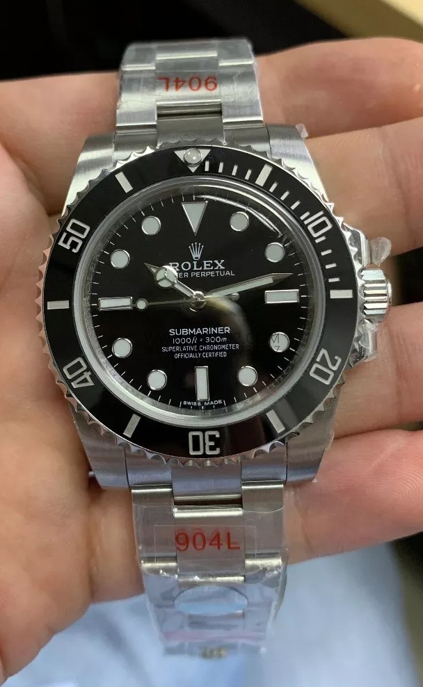 ZZF Factory Rolex Tarihsiz Siyah Submariner 3130 Mekanizmalı 114060-97200 Replika ile Orijinal Karşılaştırmalı İnceleme — 24. fotoğraf